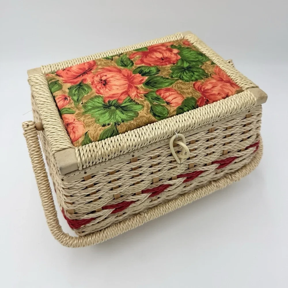 Vintage Singer Sewing Box Wicker Basket Floral Tapestry Lid Satin Lined No Tray